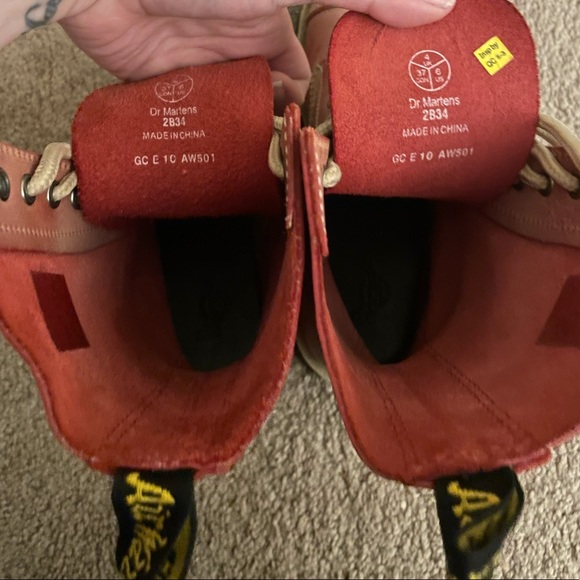 Bubblegum Pink Dr. Martens - Picture 5 of 7